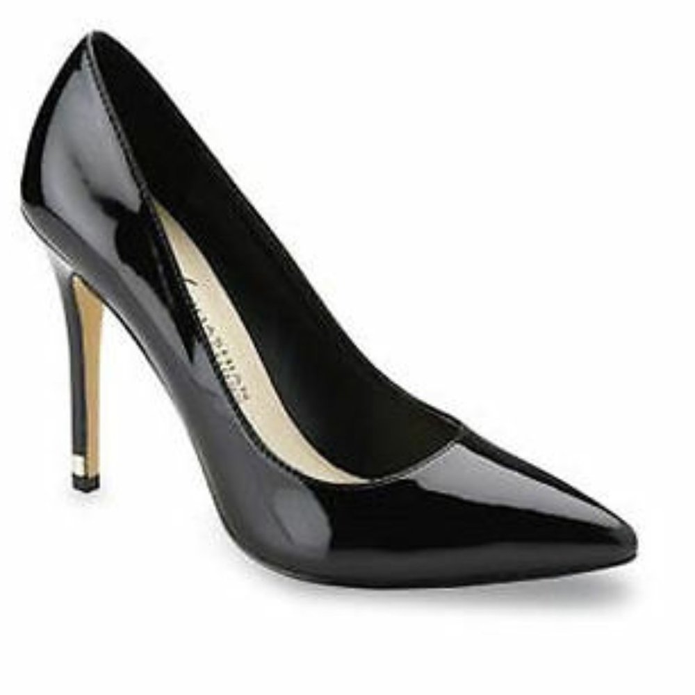 KARDASHIAN Kollection Dress Pointed toe pump